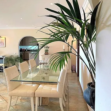 Poco Partido Sleeps 8 With Pool Air Con And Wifi *