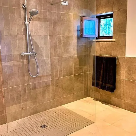 Poco Partido Sleeps 8 With Pool Air Con And Wifi Вилла *