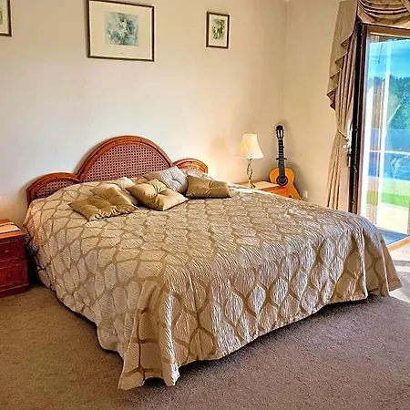 Poco Partido Sleeps 8 With Pool Air Con And Wifi *
