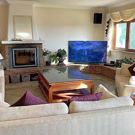 Poco Partido Sleeps 8 With Pool Air Con And Wifi *
